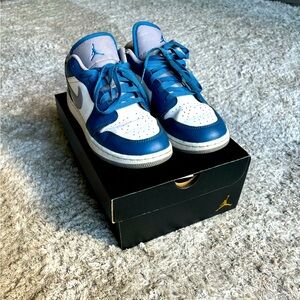 Jordan 1 Low Kids True Blue